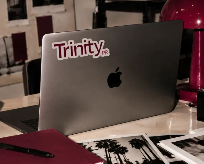 Trinity PR branding από το Drop Studio